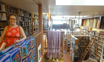 cottage grove used book store source of blue and gold reticule