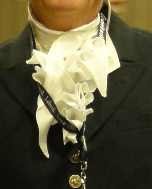 A Gentleman's Guide To Wearing An Ascot: How To Tie An Ascot - MR KOACHMAN
